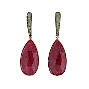 Pendientes lágrima rubí facetado