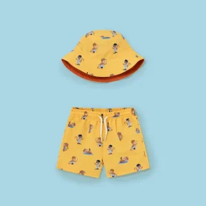 set short traje de baño con bucket hat color banana, para niño bebe
