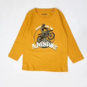 camiseta manga larga color mostaza, "ready for the adventure"