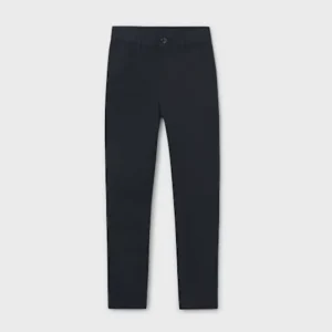 Pantalon color negro basico fit