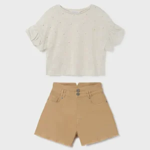 set playera tachuelas oro y short tiro largo