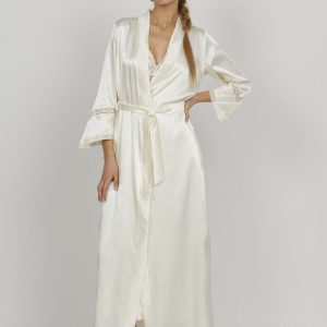 Bata OCTAVIA satén marfil larga.