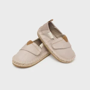 alpargata color arena para niño