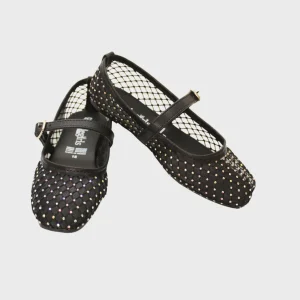 zapato negro flat incrustación piedras